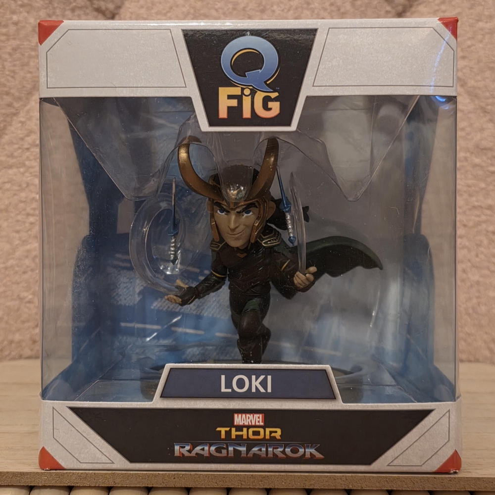 Marvel Q-Fig Loki Action Figure - Black and Gold